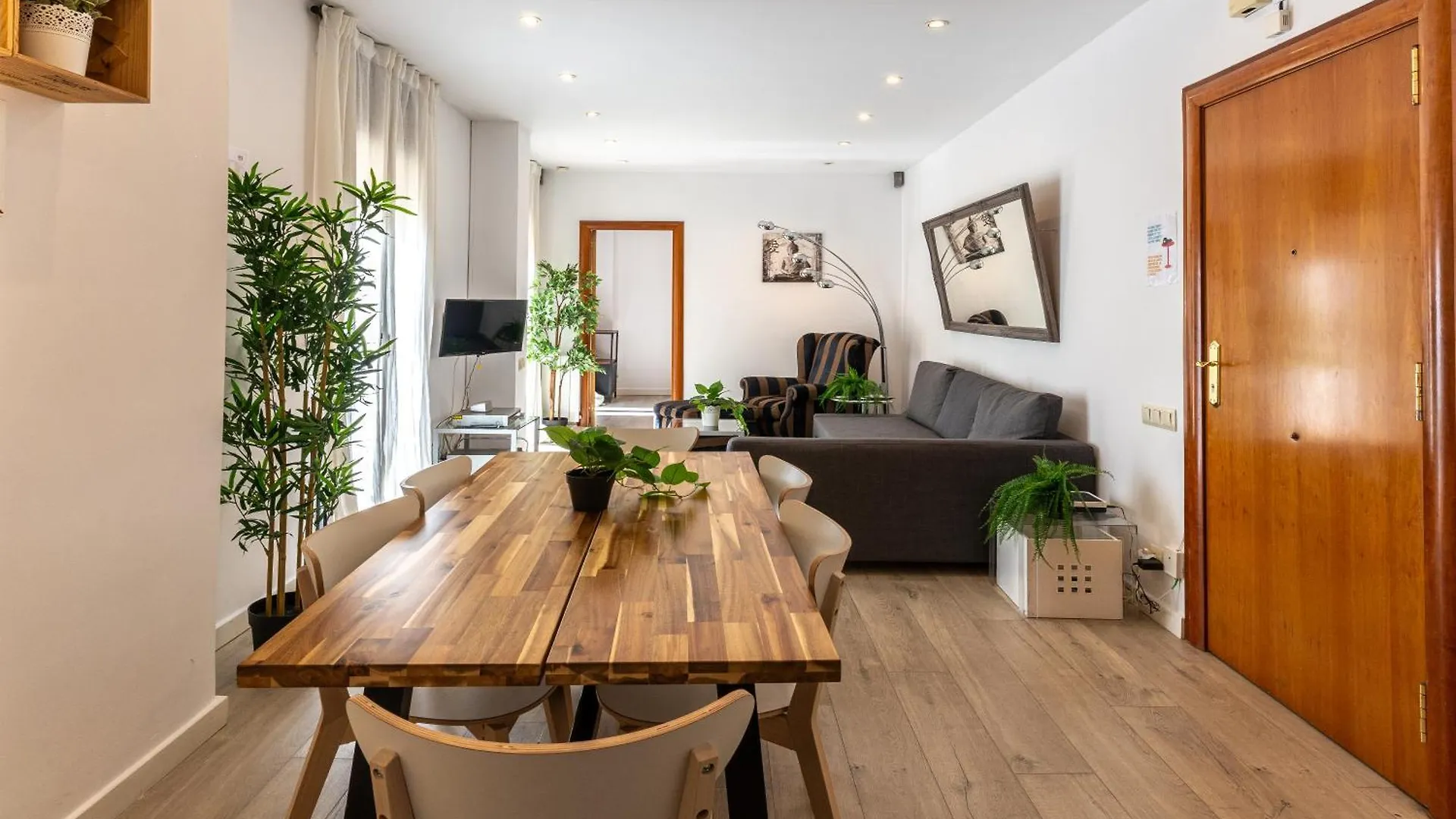 Magnifico Apartamento En El Centro Barcelona 0*,